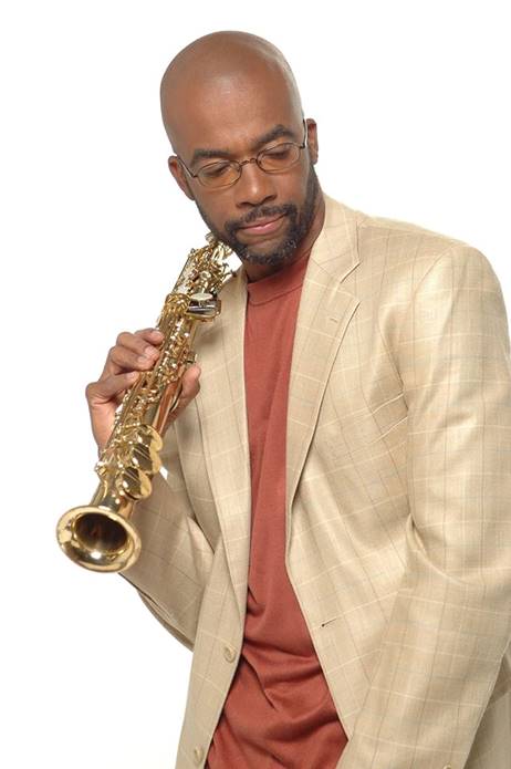 Dee Lucas Jazz Saxophonist