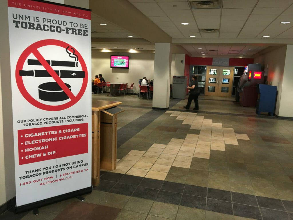 no vaping smoking sign at UNM Student Union